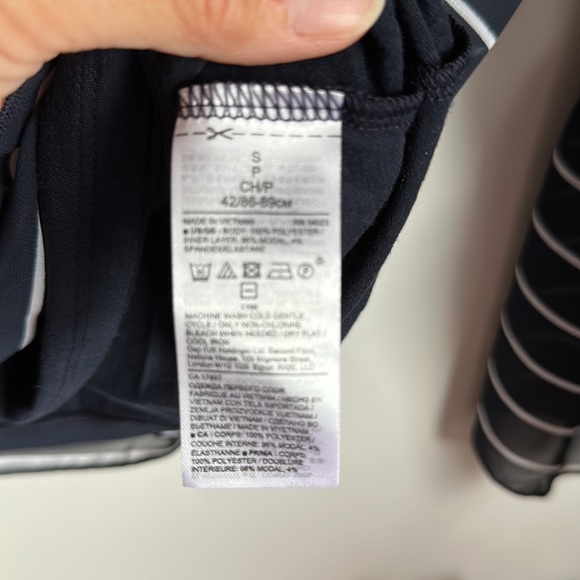 NWT Banana Republic blouse Size S - Picture 6 of 7